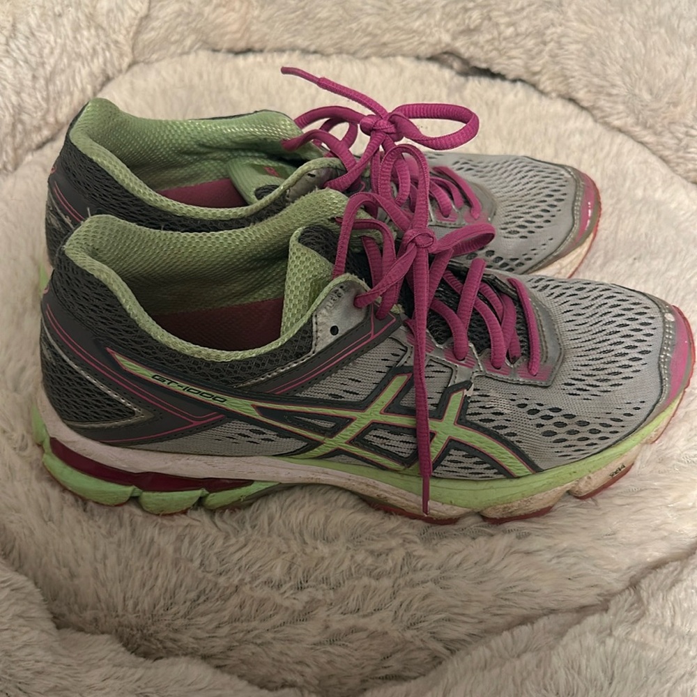 ASICS sneakers - Picture 1 of 4